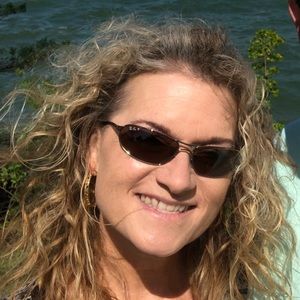 Meet your Posher, Pam